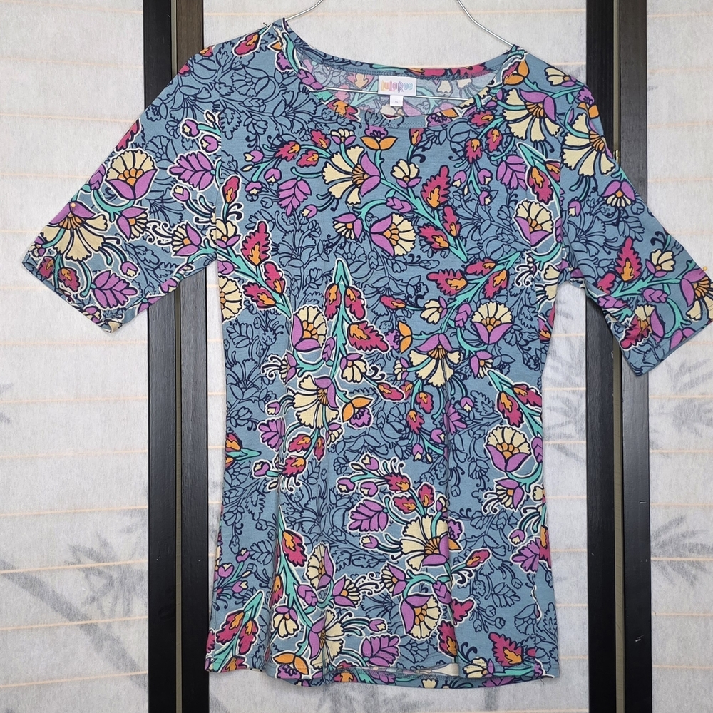 LuLaRoe Kids Blue Floral Short Sleeve Tee